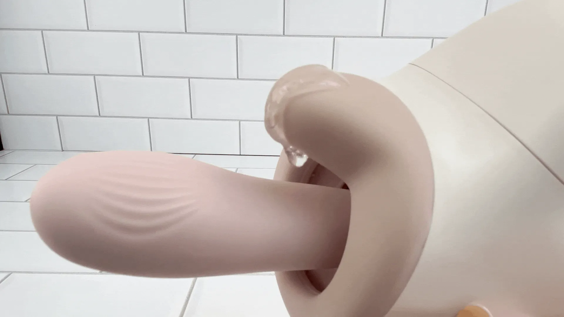 Automatic Thrusting and Vibrating Telescopic Sex Machine - It's Warming!