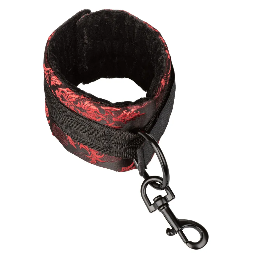 Scandal Hog Tie Bondage Cuffs Set