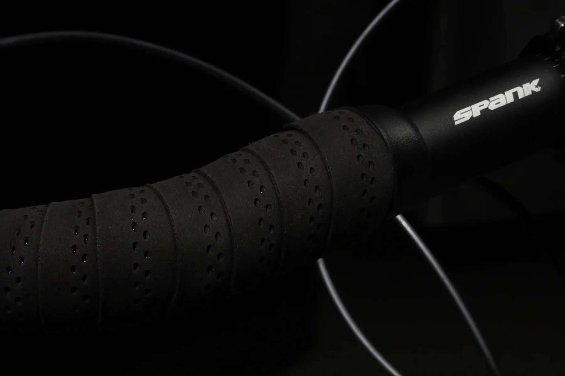 Spank Wing Gravel Drop Bar Tape With Gel Pad & Plug Kit